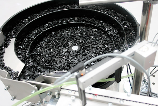 plunger bowl feeder