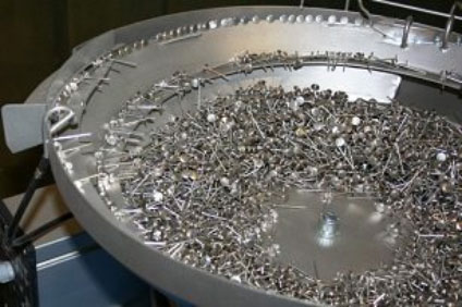 Nails bowl feeder