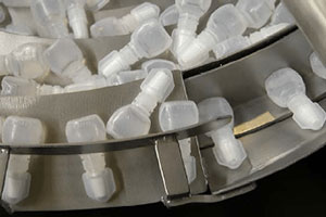 Orientating and Feeding of Xalatan Bottles