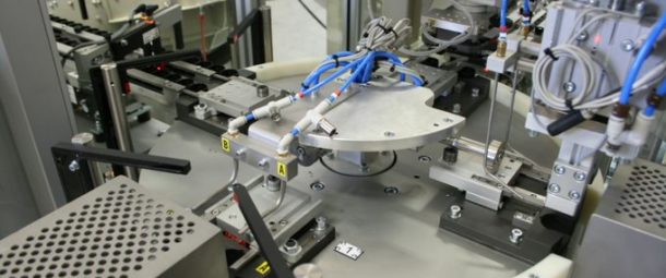 Automation Systems for Plastics-Automated cap assembly and indexing system