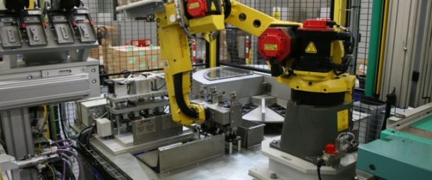 Automated robotic loading system.