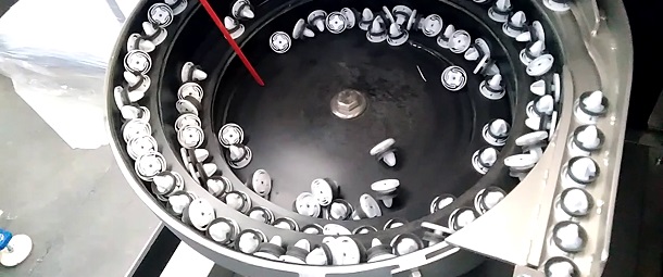 Vibratory Bowl Feeder for Automotive Clips