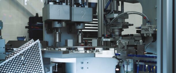 SED TUBE FILTER ASSEMBLY MACHINE Screw Assembly Station - Pharmaceutical