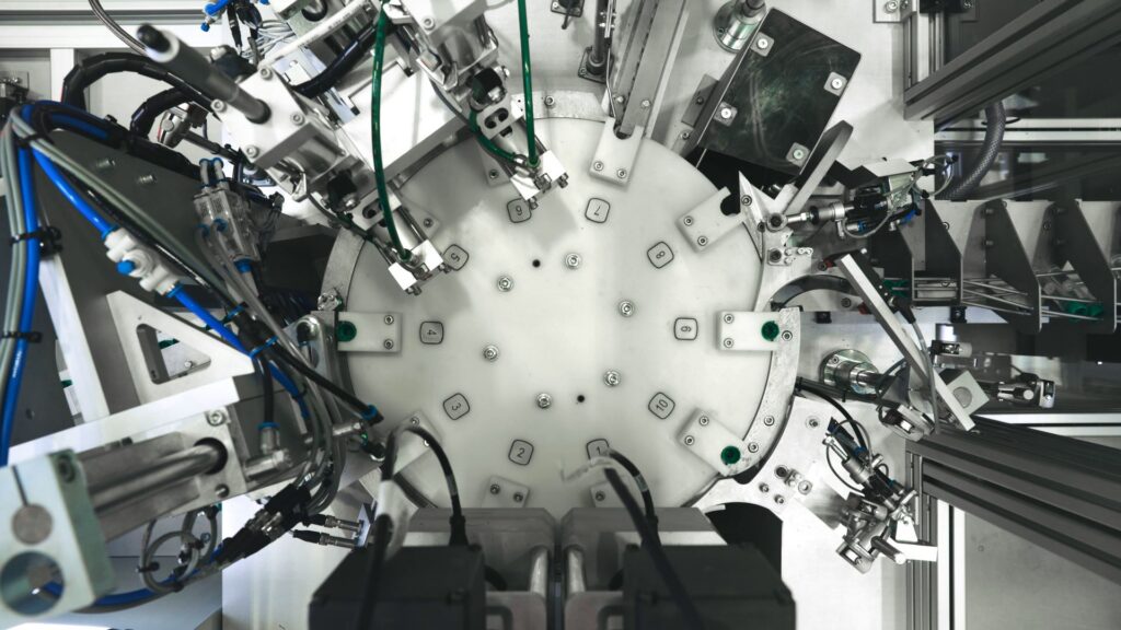 Automated Vial Filling and Labelling Machine