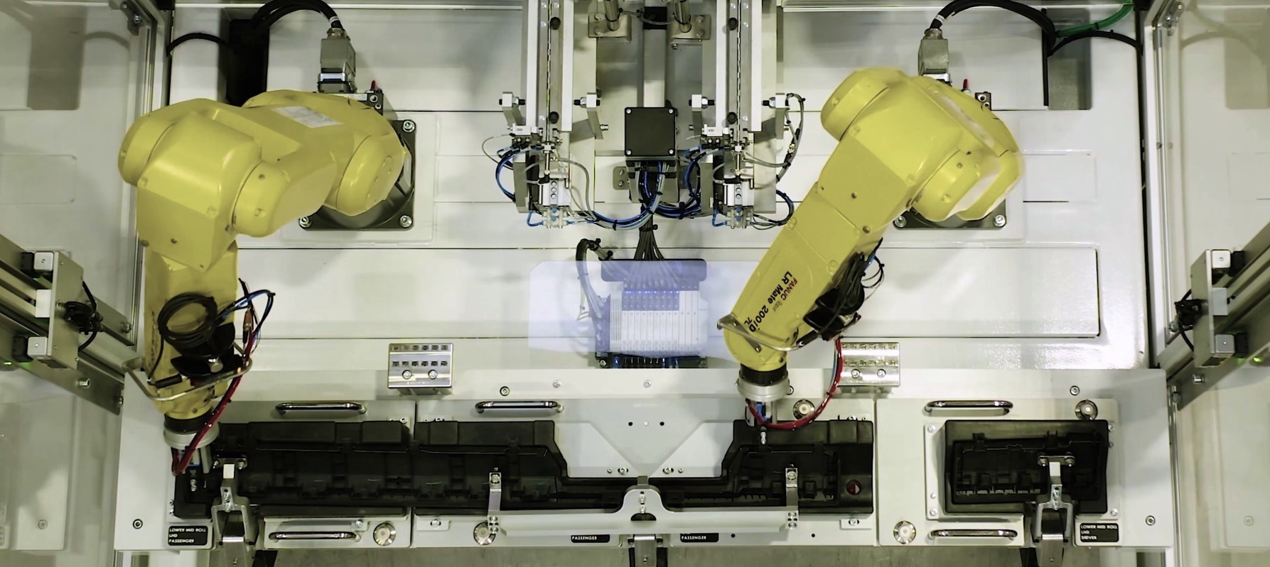 Automated Robotic Clipping Machine for Automotive Components