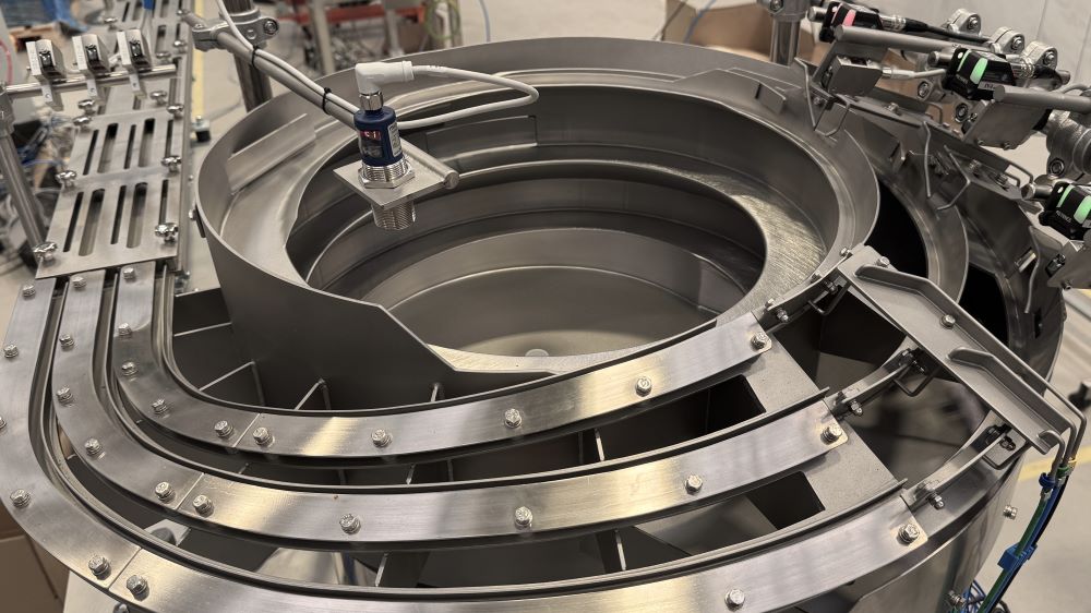 Bowl feeder handles handles